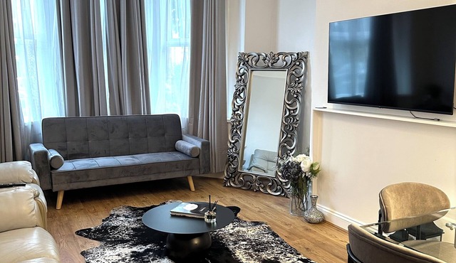Elegant apartment in London