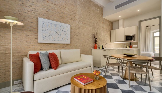 Elegant apartment in the very heart of Seville’s historic center, perfect for exploring the city on foot