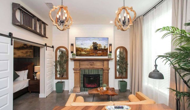 Elegant Apartment in Nashville's The Nations