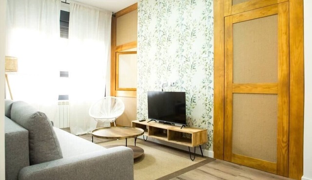 Elegant Apartment LAUD1 - New/Family/Wi-Fi/TV