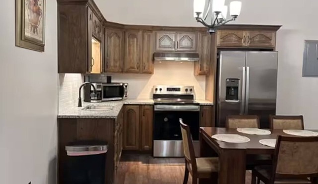 Elegant Apartment Suite