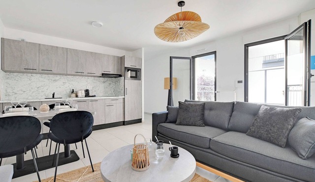 Elegant Appt - 1BDR/4P - Near Paris & La Défense