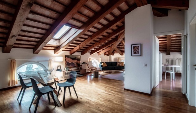 Elegant attic room with view over the Mendrisio valley (SALORINO 2)