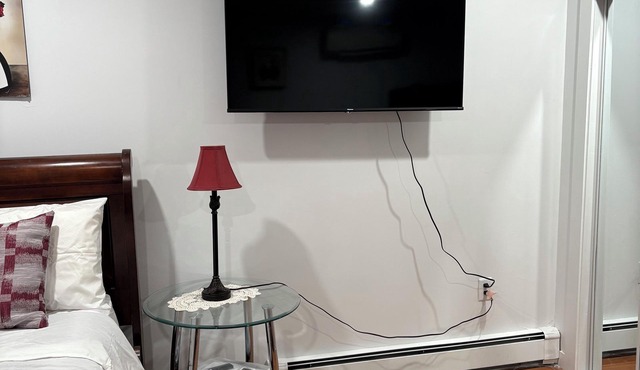 Elegant Bachelor in Bedford-Halifax