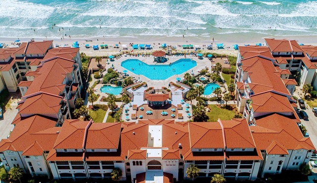 Elegant Beach Escape, Warm, Comfy Cozy, Family fun, Massage Chair, Retro Games
