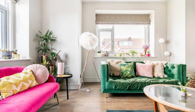 Elegant Beach View Work Stay