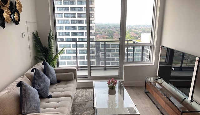 Elegant BrandNew Condo/3Bedroom/2.5Washroom/Gym/1Parking/8Guest