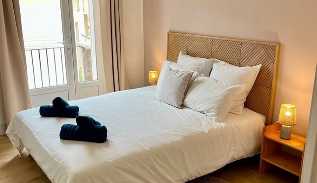 Elegant Championnet apartment - 3 bedrooms - private parking