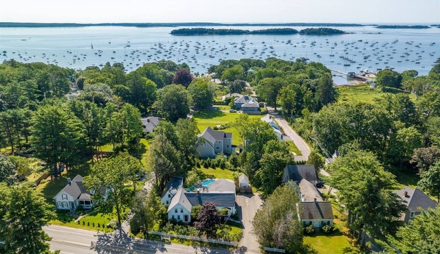 Elegant Coastal Retreat: Serene Luxury Living in Falmouth Foreside