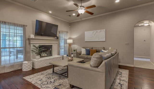 Elegant Comfort in Jenks!