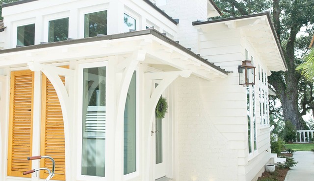 Elegant Cottage on the Bluff Downtown Fairhope (B)