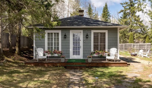 Elegant Cottage Rental with a Fire Pit in Lake Placid, New York