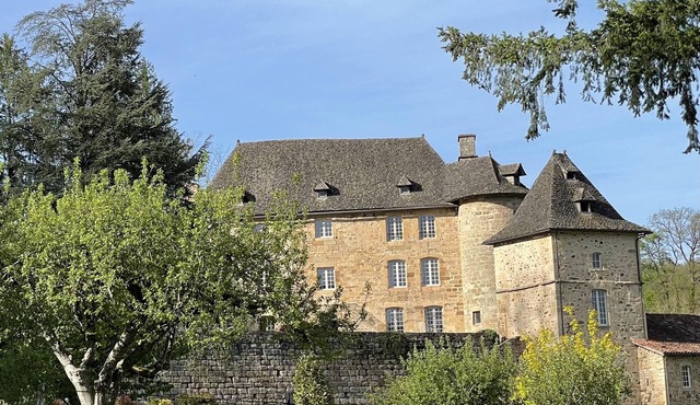 Elegant country chateau with modern comforts