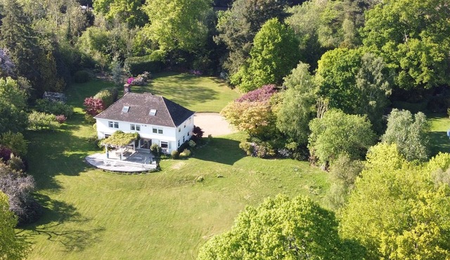 Elegant country family home near Sissinghurst, Scotney and Bodiam Castle