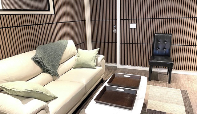 Elegant/Cozy Detached House For Large Family/Group