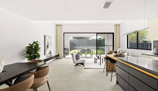 Elegant Designer House - Family & Pet Friendly