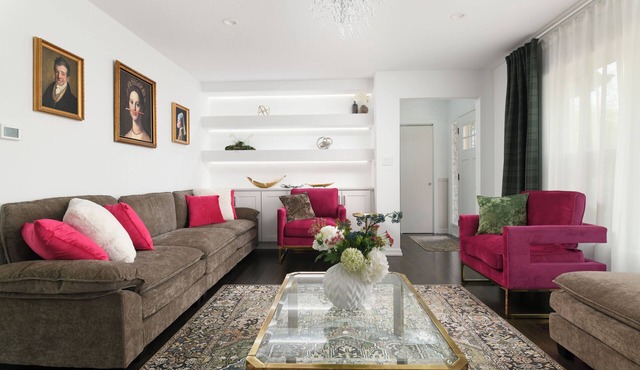 Elegant Escape by Downtown Burr Ridge with an easy access to Chicago Landmarks