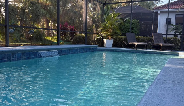 Elegant Escape on Championship Golf Course - Gated Oasis