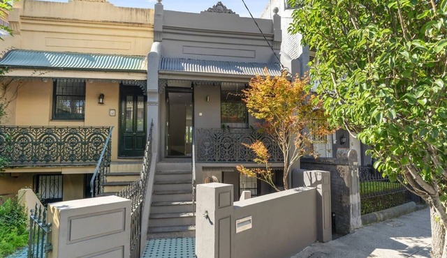 Elegant family Paddington retreat, parking & views