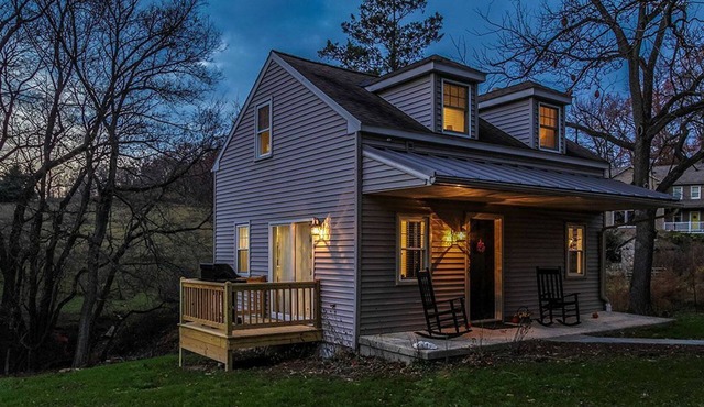 Elegant Farm Cottage Rental for a Countryside Getaway near Lancaster, Pennsylvania