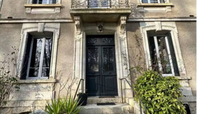 Elegant Maison Bourgeoise for 10 Pers - Modern comfort & Charm in Montrichard