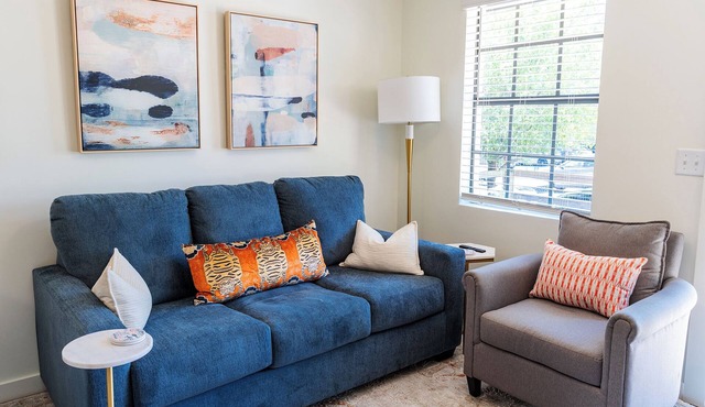 Elegant Game Day Escape - Steps from the Stadium