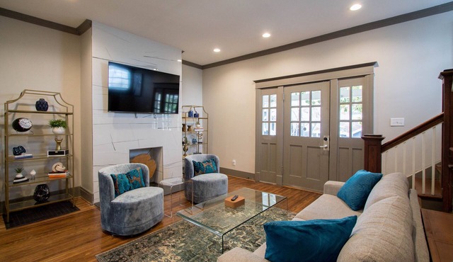 Elegant Historic Home Downtown For Groups