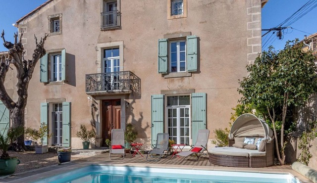 Elegant Holiday Home in Olonzac with Private Swimming Pool