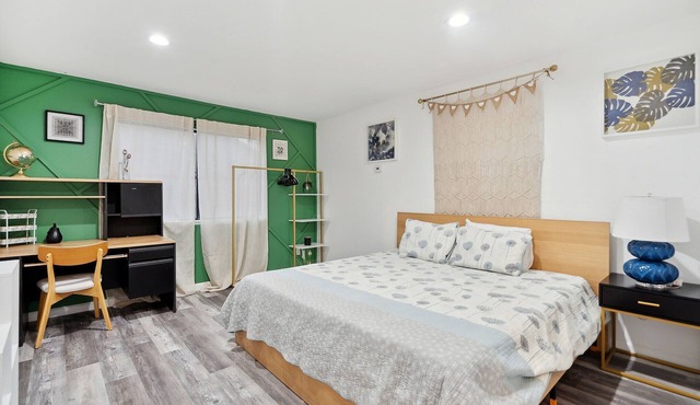 Elegant Holiday Home