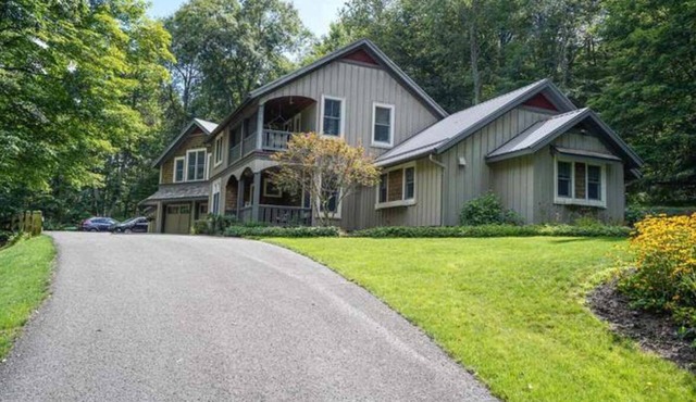 Elegant Home Away: Hot Tub, Game Room, Kid Friendly!
