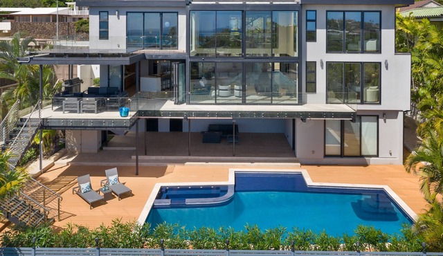 Elegant home in Honolulu's exclusive Kahala neighborhood