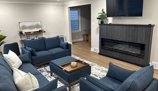 Elegant Home Offering Privacy & Comfort Minutes From Downtown Cleveland