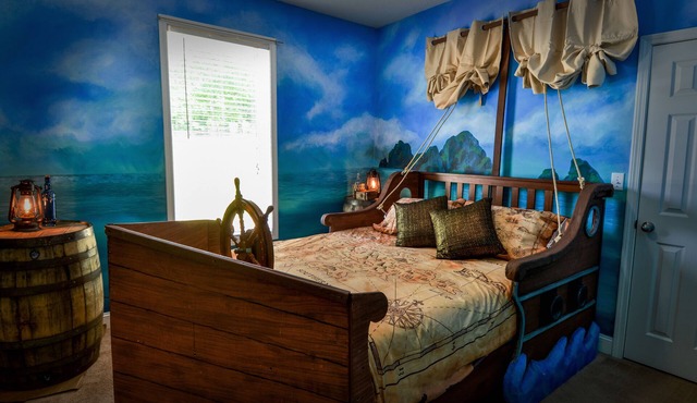 Elegant Home Theater and Themed Rooms Mountain Retreat Sleeps 12