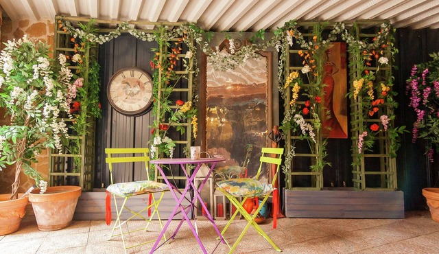 Elegant house with heated pool and sauna