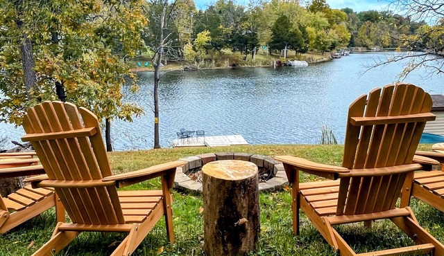 Elegant Lake Cabin on the Bourbon Trail; Hot Tub, Kayaks