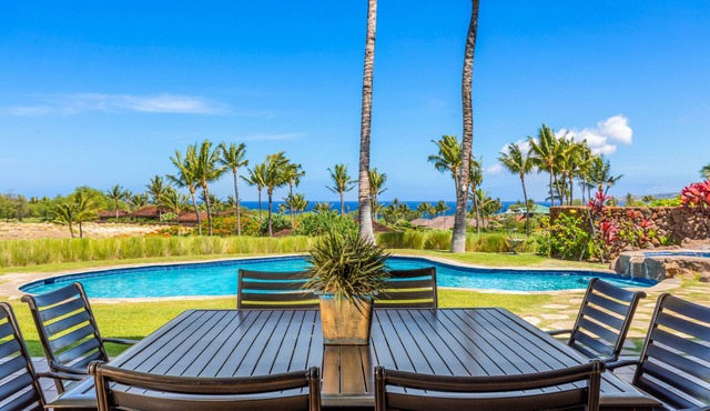 Elegant Luxury Townhome Walking Distance to Mauna Kea and Hapuna Beach