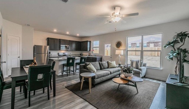 Elegant Modern 3BR New Built Retreat for Fam&Group