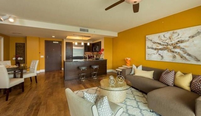 Elegant, modern condo in Waikiki