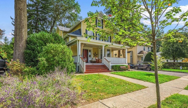 Elegant Montclair 5BR Near NYC & MetLife World Cup