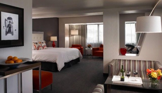 Elegant Patron King Suite + Art Lover's Retreat