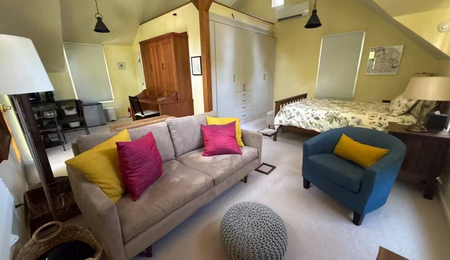 Elegant, private getaway