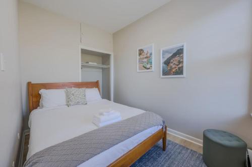 Elegant Prudential Area Studio