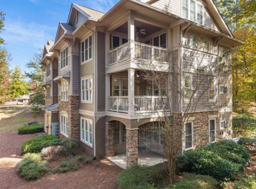 Elegant Reynolds Lake Oconee - Golf and Serenity