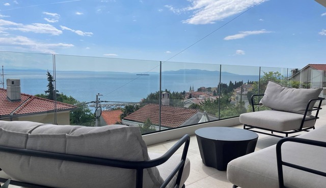 Elegant Sea-View Apartment with Spacious Balcony, Steps from the Adriatic