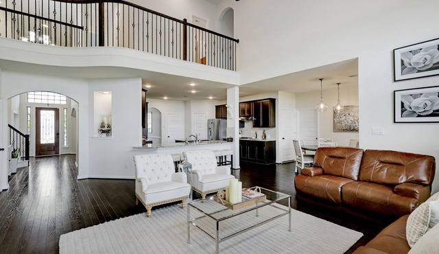 Elegant spacious home with water view. Prime location- Richmond, Katy, Houston, Rosenberg.
