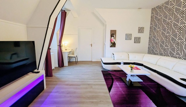 Elegant stay at Château, modern comfort and nearby activities