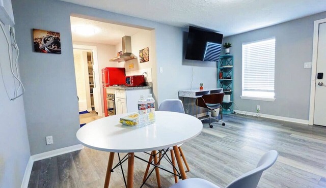 Elegant Studio Montrose-Amalfi - The ItalianPlaza