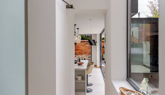 Elegant Townhouse&Basement in Leamington