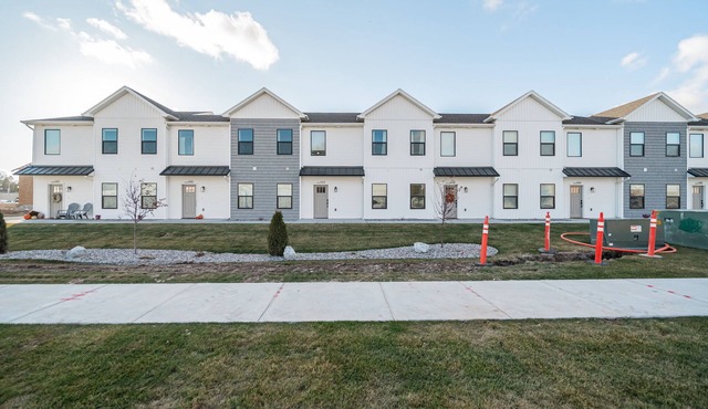 Elegant Townhouse in Ammon, Idaho