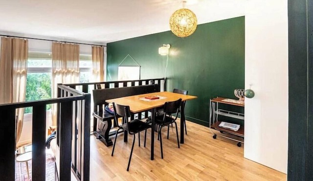 Elegant Triplex with Private Parking-2BR/4P-Honfleur
